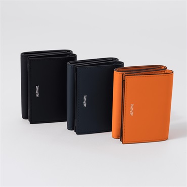 防水革三つ折り財布・TAANNERR(タァンネリル)最高級本革を使用、職人が一点一点製作